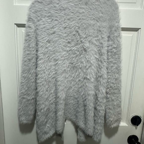 FREE PEOPLE Faux Fur Cardi Sweater Cardigan Silver XS $148 NWOT - Picture 4 of 5